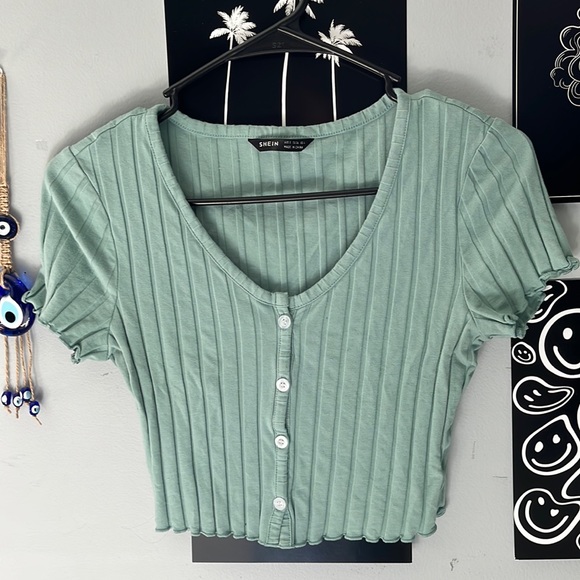 SHEIN Tops - Shein crop top. Size S